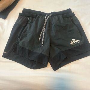 Men’s Nike Trail shorts